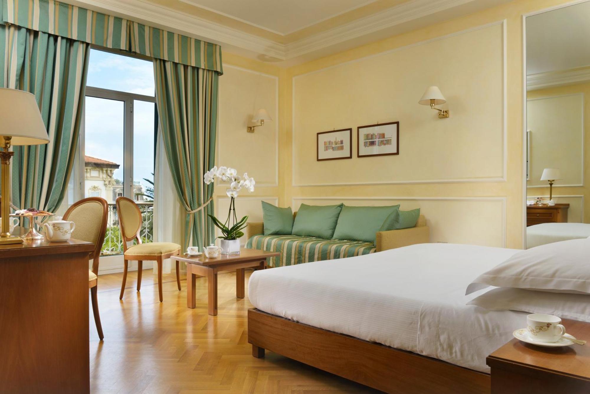 Royal Hotel Sanremo Eksteriør billede A room at the Westin Palace, Rome