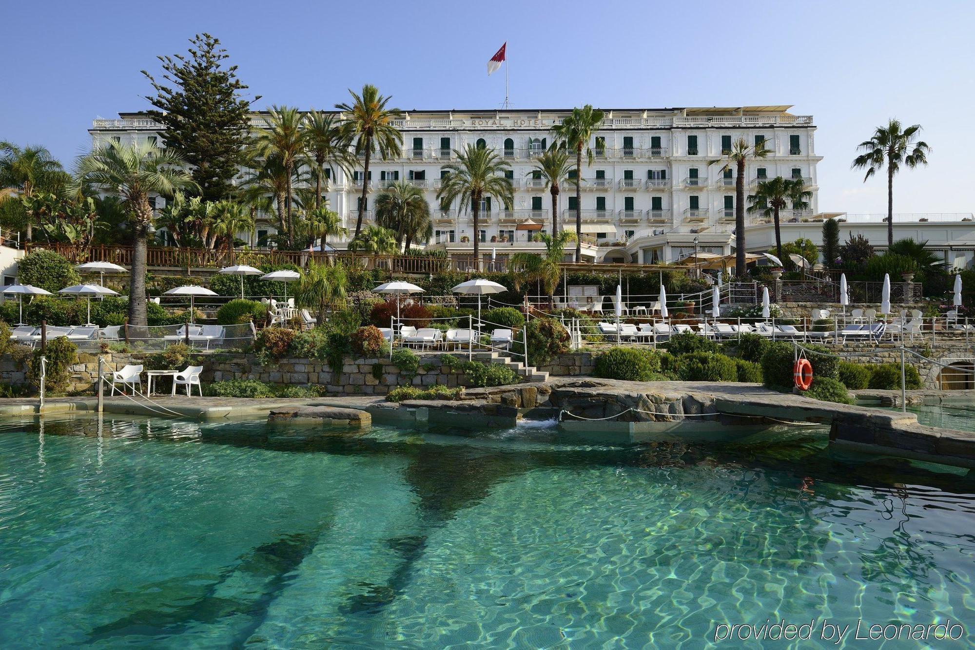 Royal Hotel Sanremo Eksteriør billede The Hotel